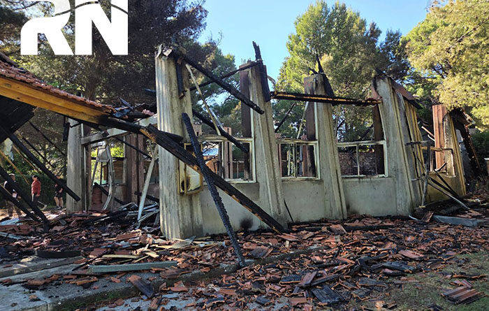 Voráz incendio destruyó la Capilla de la Sagrada familia de PehuenCo.