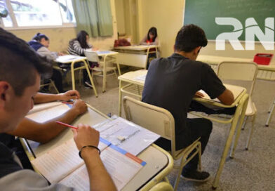 Finalizá tus estudios secundarios, modalidad semi presencial en PehuenCo: Inscribite al FinEs 2026!